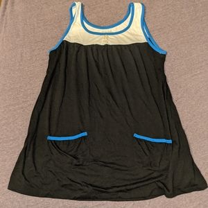 Xhilaration Women's Flowy Tank Top (black, white)